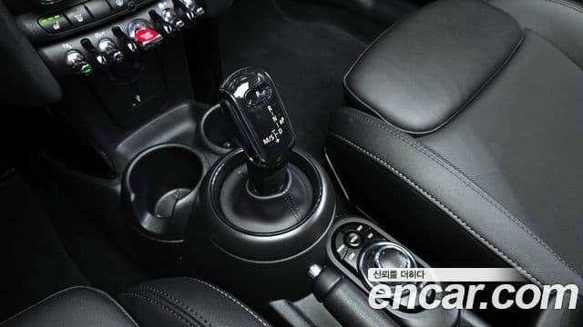 Mini Cooper кабриолет 3세대, 2024 9