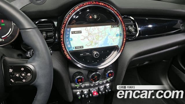 Mini Cooper кабриолет 3세대, 2024 14