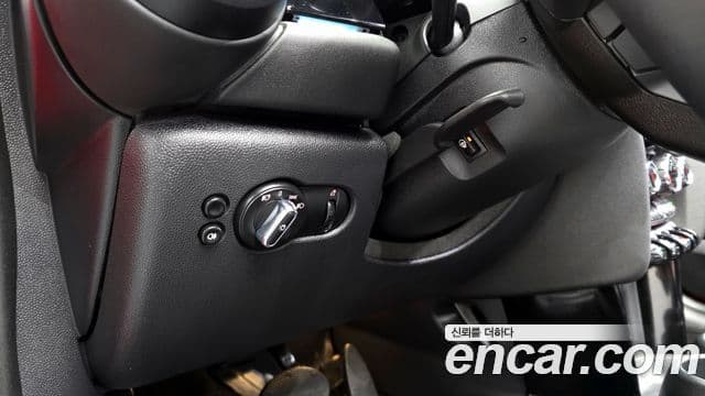 Mini Cooper кабриолет 3세대, 2024 18