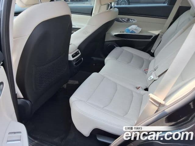 Genesis GV70, 2024 10