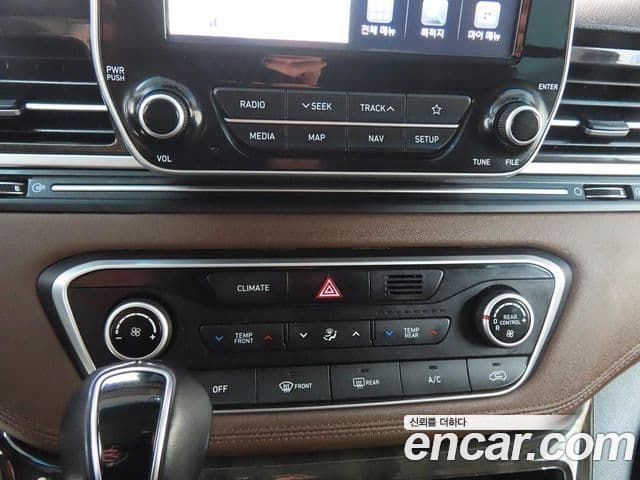 Hyundai The / новый New Grand Starex Exclusive, 2018 14