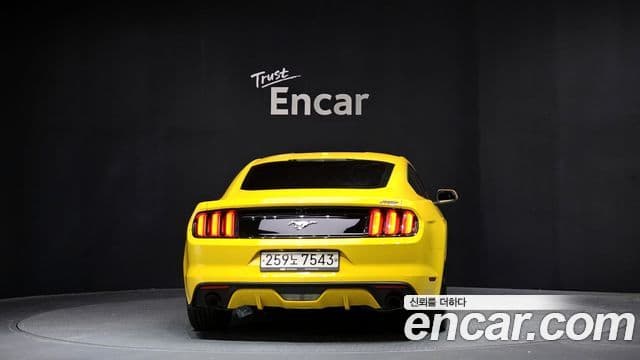 Ford Mustang купе, 2017 4