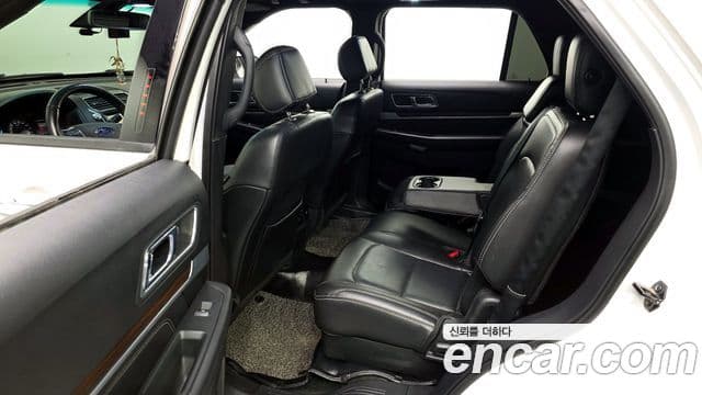 Ford Explorer 5세대, 2016 11