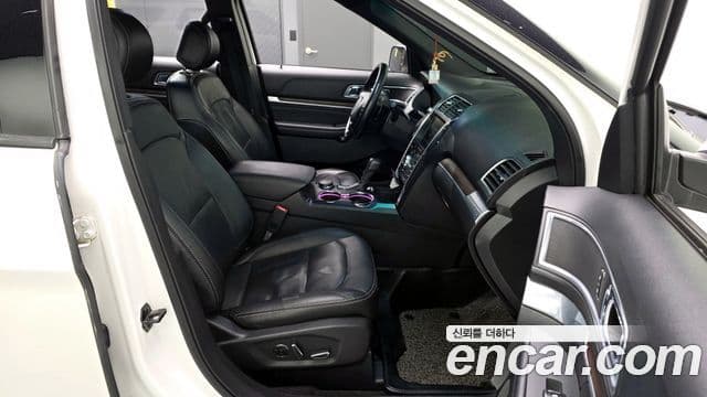 Ford Explorer 5세대, 2016 12