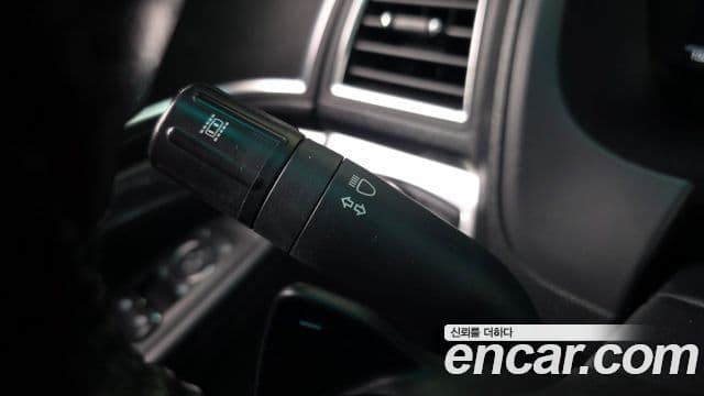 Ford Explorer 5세대, 2016 15