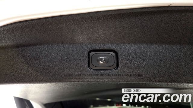 Ford Explorer 5세대, 2016 20