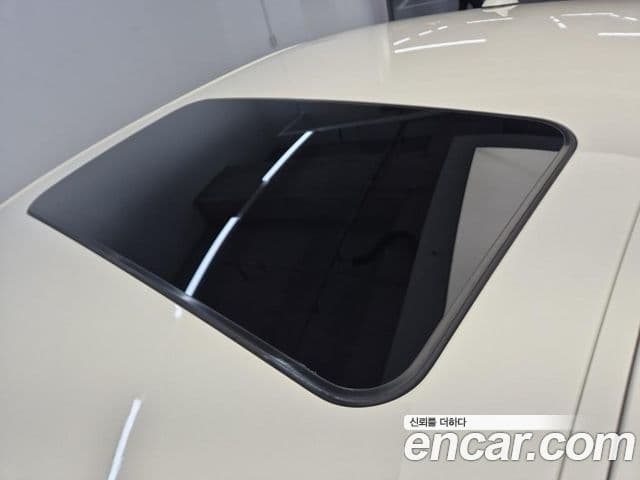 Maserati 기블리 3세대, 2021 13