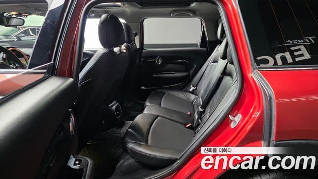 Mini Cooper 클럽맨 2세대, 2020 12