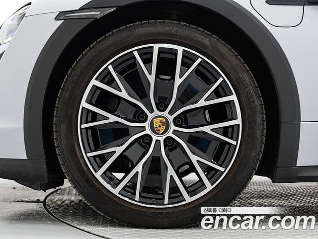 Porsche 타이칸 4 Cross Turismo, 2024 все фото