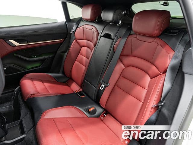 Porsche 타이칸 4 Cross Turismo, 2024 17