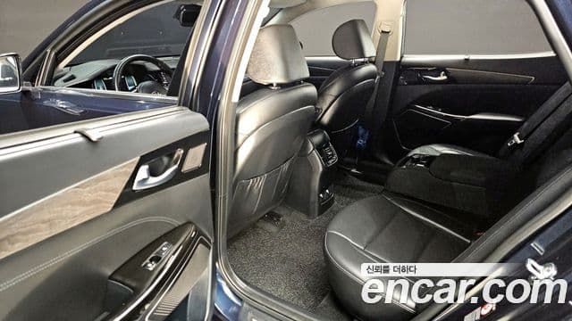 Kia K7 Premier гибрид Noblesse, 2020 12