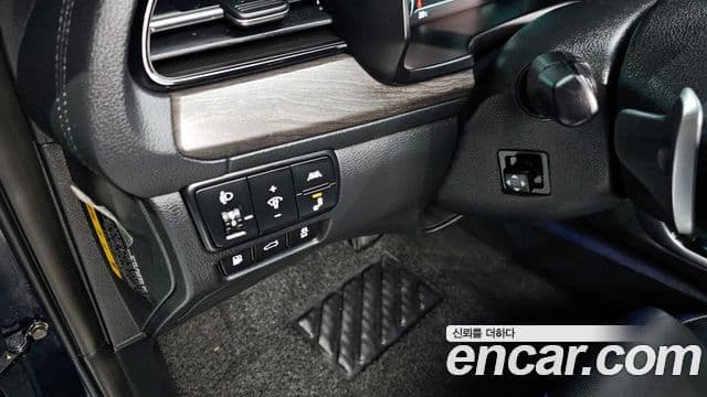 Kia K7 Premier гибрид Noblesse, 2020 16