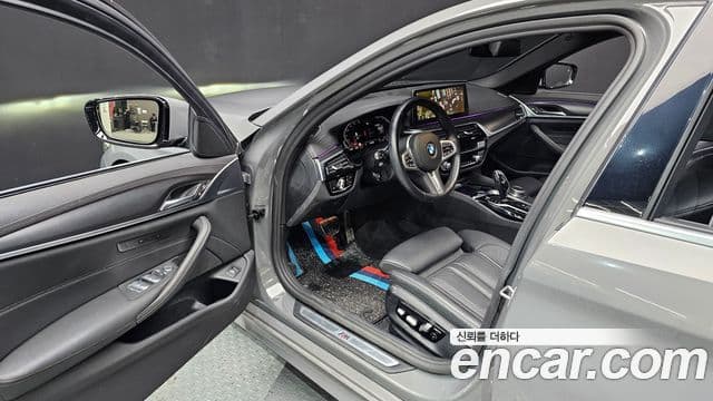 BMW 5시리즈 (G30) 520i M Sport, 2022 11