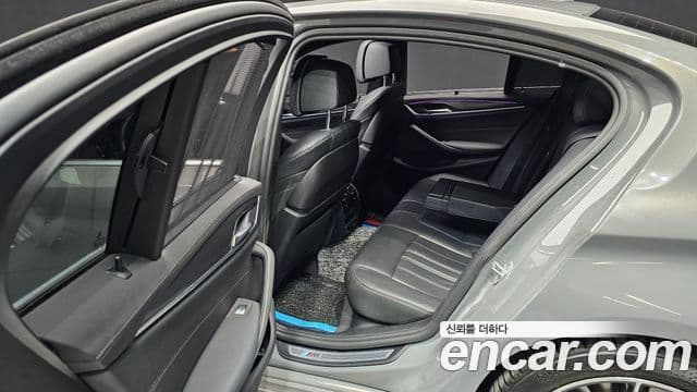 BMW 5시리즈 (G30) 520i M Sport, 2022 12