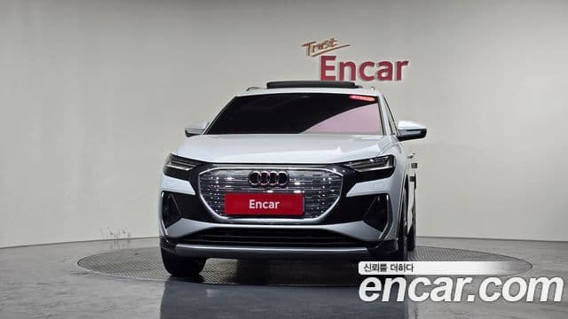 Audi Q4 e-Tron (F4) Premium, 2025 3