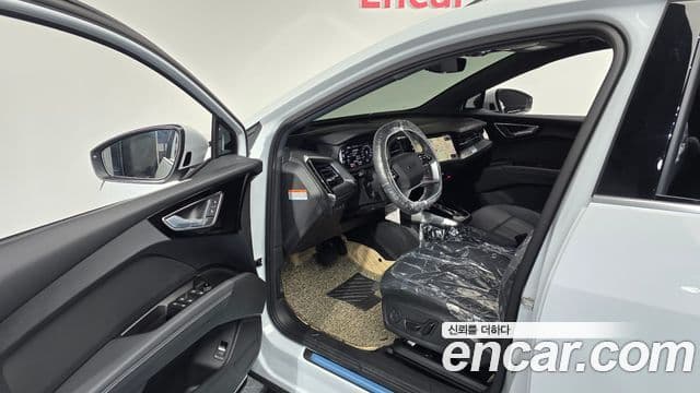 Audi Q4 e-Tron (F4) Premium, 2025 10