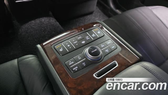 Hyundai Equus(новый кузов / новое поколение) Prime, 2012 18