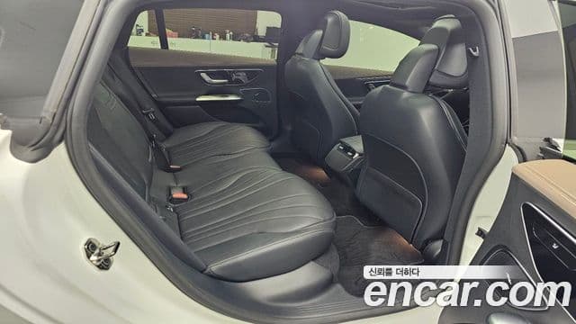 Mercedes-Benz EQE V295 EQE350+, 2024 14