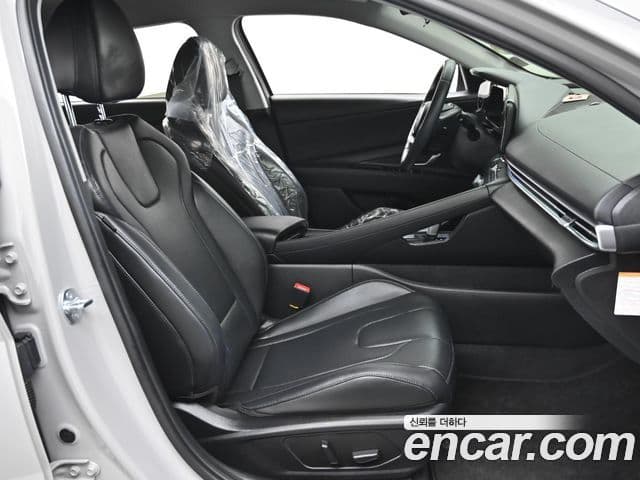 Hyundai The / новый New Avante гибрид (CN7) Modern, 2024 10