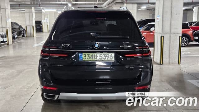 BMW X7 (G07) xDrive 40i Design Pure Excellence 6인승, 2025 3