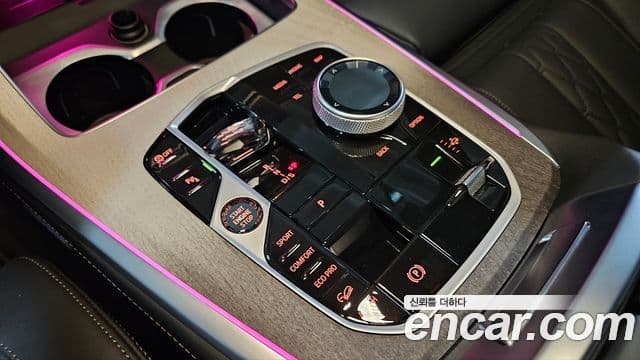 BMW X7 (G07) xDrive 40i Design Pure Excellence 6인승, 2025 16