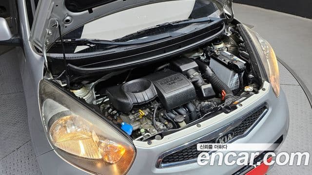 Kia All New Morning Deluxe Trendy, 2014 6