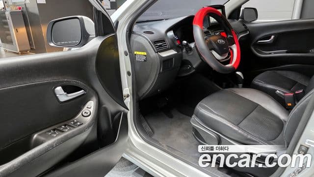 Kia All New Morning Deluxe Trendy, 2014 11