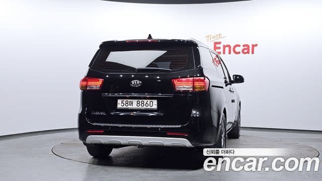 Kia All New Carnival Luxury, 2016 4