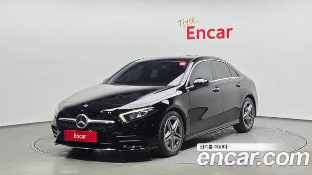 Mercedes-Benz A-класс W177 A220 седан, 2020 1