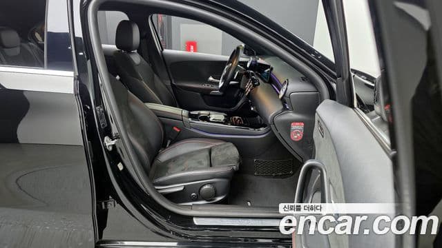 Mercedes-Benz A-класс W177 A220 седан, 2020 11