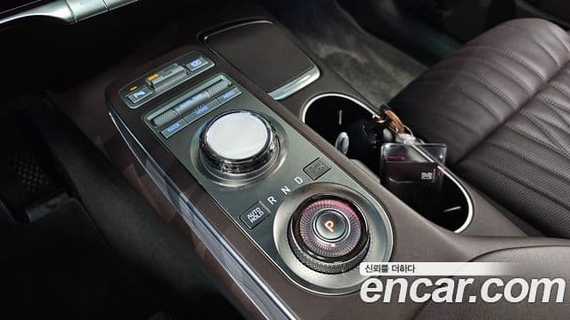 Genesis GV70, 2023 9