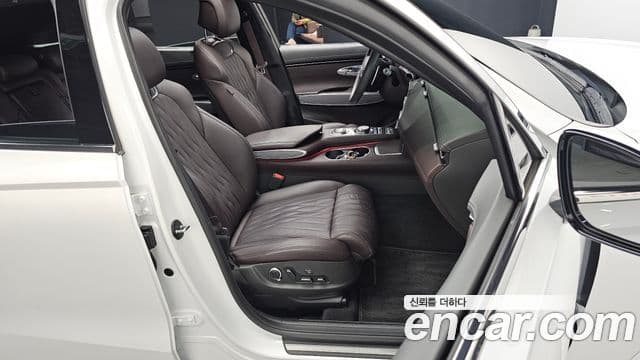 Genesis GV70, 2023 12