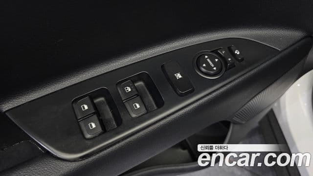 Kia Stonic Prestige, 2018 13