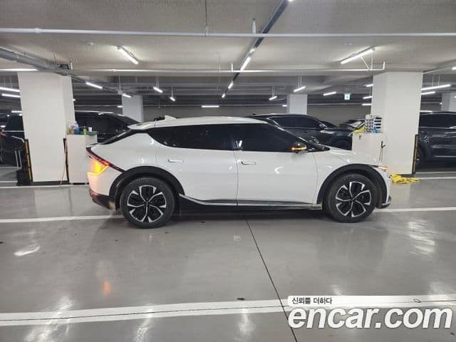 Kia EV6 Air, 2023 8