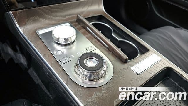 Genesis G80 (RG3) бензин 2.5 турбо 2WD, 2025 9