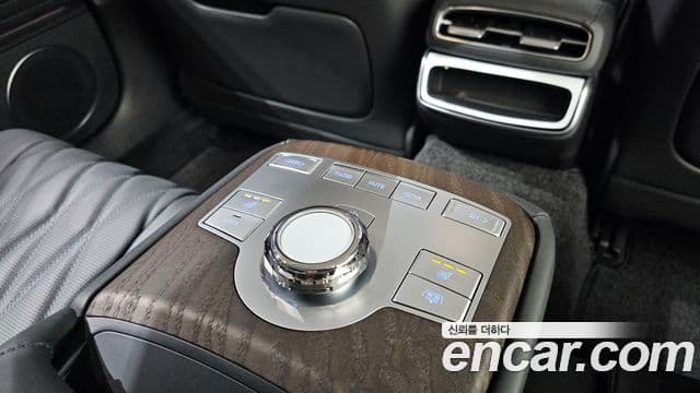 Genesis G80 (RG3) бензин 2.5 турбо 2WD, 2025 19