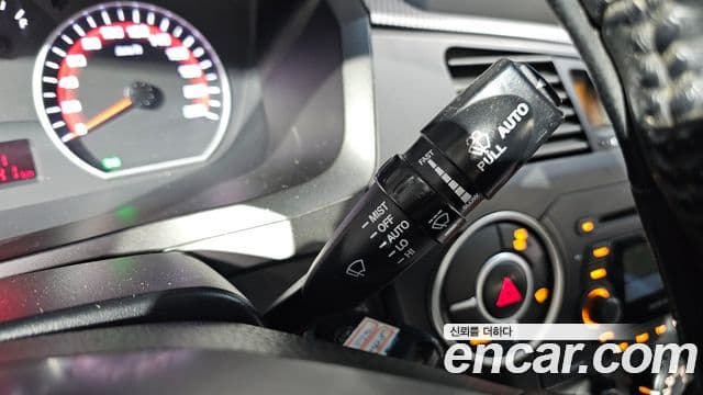 KG모빌리티(SsangYong) Korando Sport Club, 2016 17