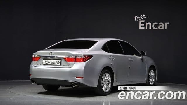 Lexus New ES350 XV60, 2015 2