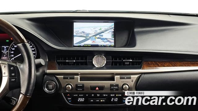 Lexus New ES350 XV60, 2015 14