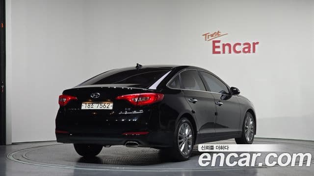 Hyundai LF Sonata LPI Smart(для людей с инвалидностью), 2015 2