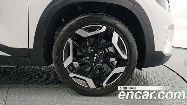 Kia The / новый New Seltos Signature, 2024 все фото