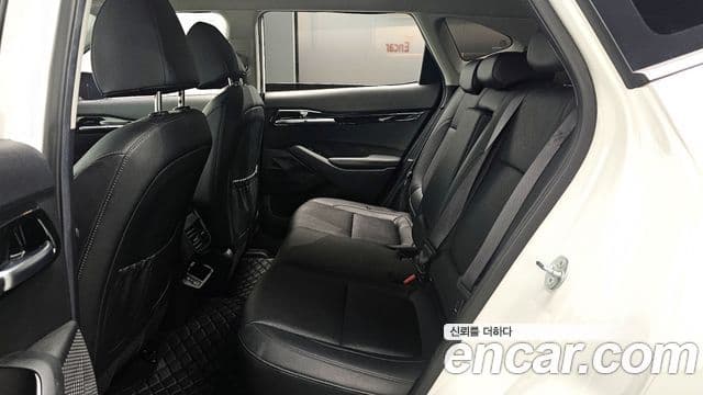 Kia The / новый New Seltos Signature, 2024 12