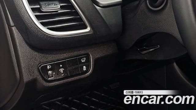 Kia The / новый New Seltos Signature, 2024 17