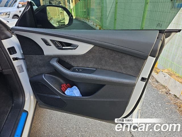 Audi Q8 (4M) Premium, 2022 19