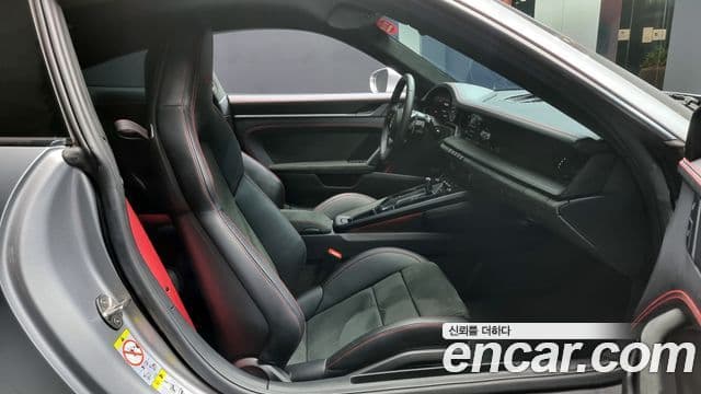Porsche 911 (992) Carrera 4 GTS, 2023 10
