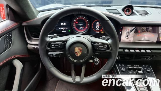 Porsche 911 (992) Carrera 4 GTS, 2023 13