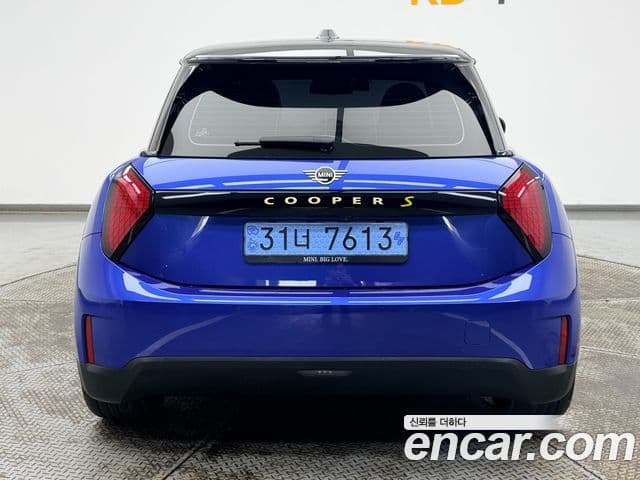 Mini Cooper Электрический (Electric) 4세대 SE favored, 2024 4