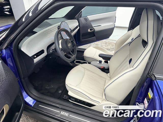 Mini Cooper Электрический (Electric) 4세대 SE favored, 2024 9