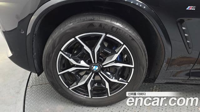 BMW X4 (G02) xDrive20i M Sport, 2023 все фото