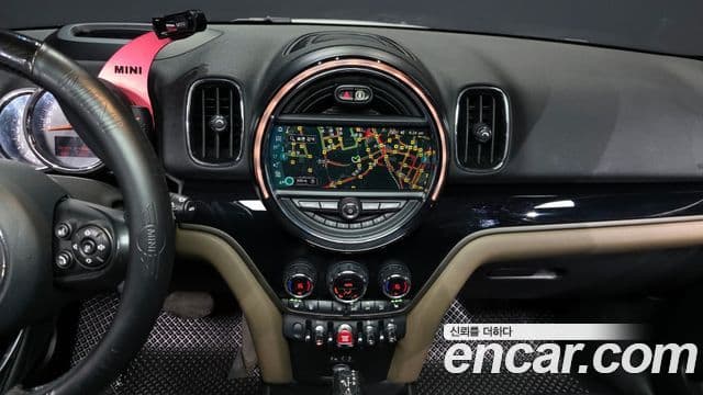 Mini Cooper D Countryman 2세대, 2018 15